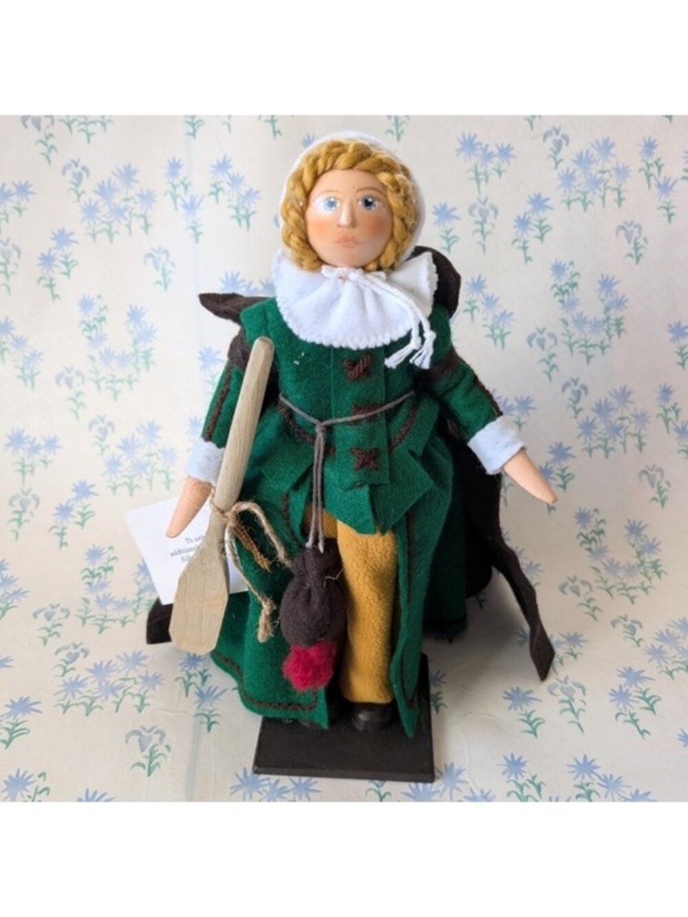 Plimoth Elizabeth Warren Silhouette Doll Mary Michaud Historical Collectible